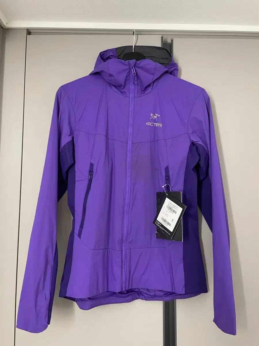 ARC TERYX アトム SL フーディ W