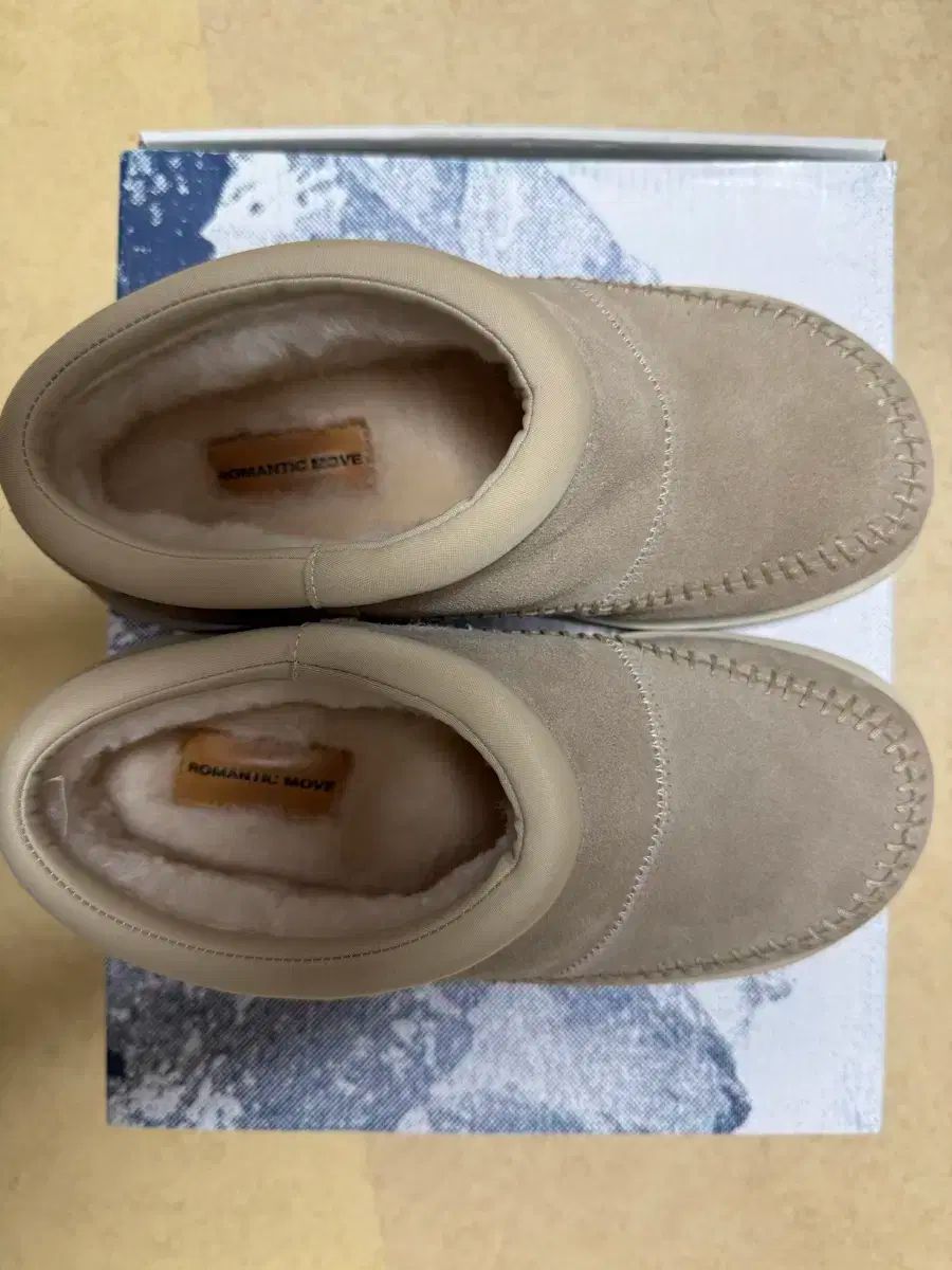 MOVE クロコ ウィンターシューズ ベージュ 250