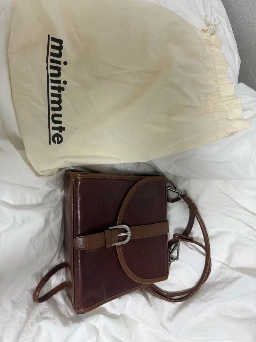 MINITMUTE ミニミュート ク래커バッグ ブラウン