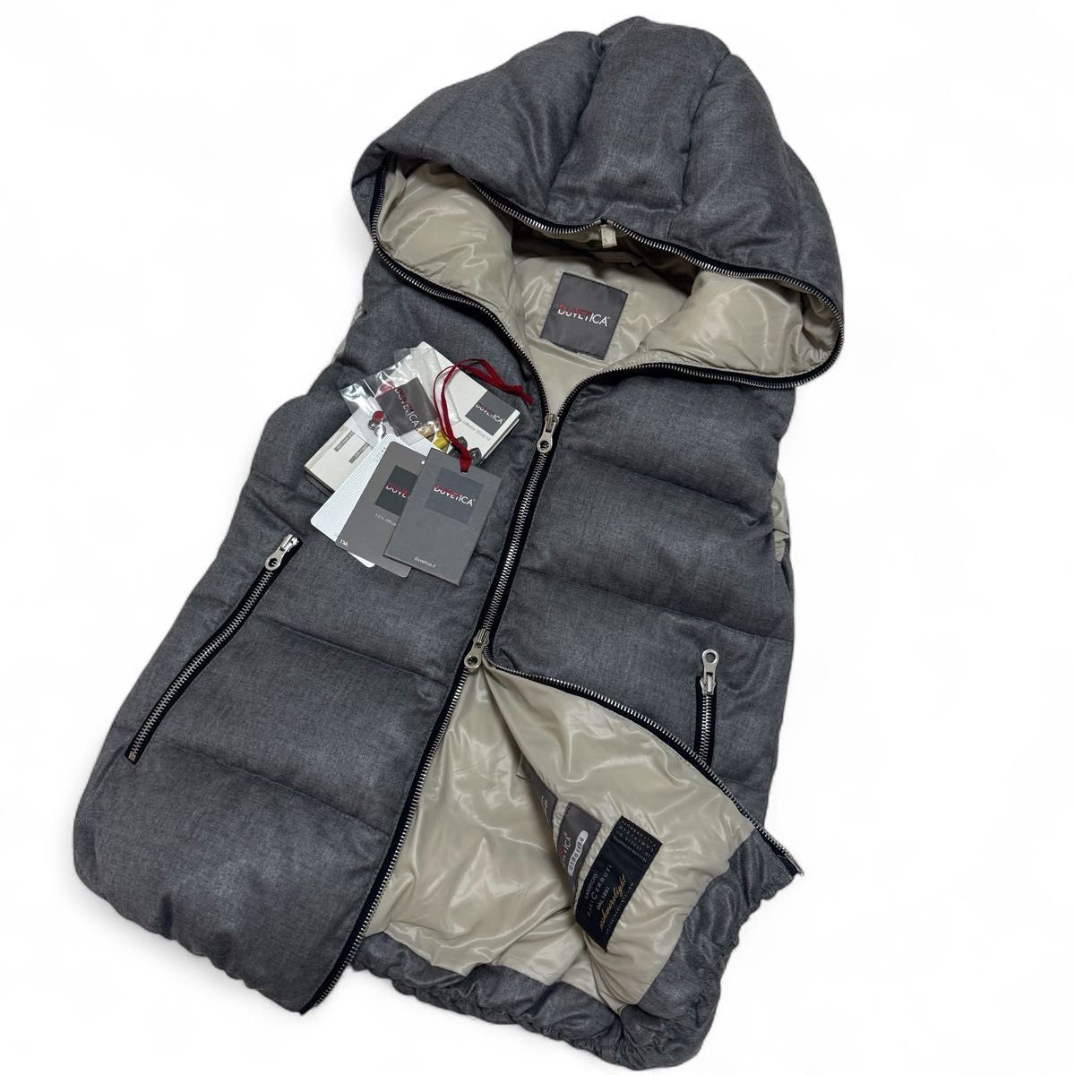 カシミヤ混 ギャランティーカード DUVETICA FEBEDUE デュベティカ ダウンベスト グレー 軽量 38