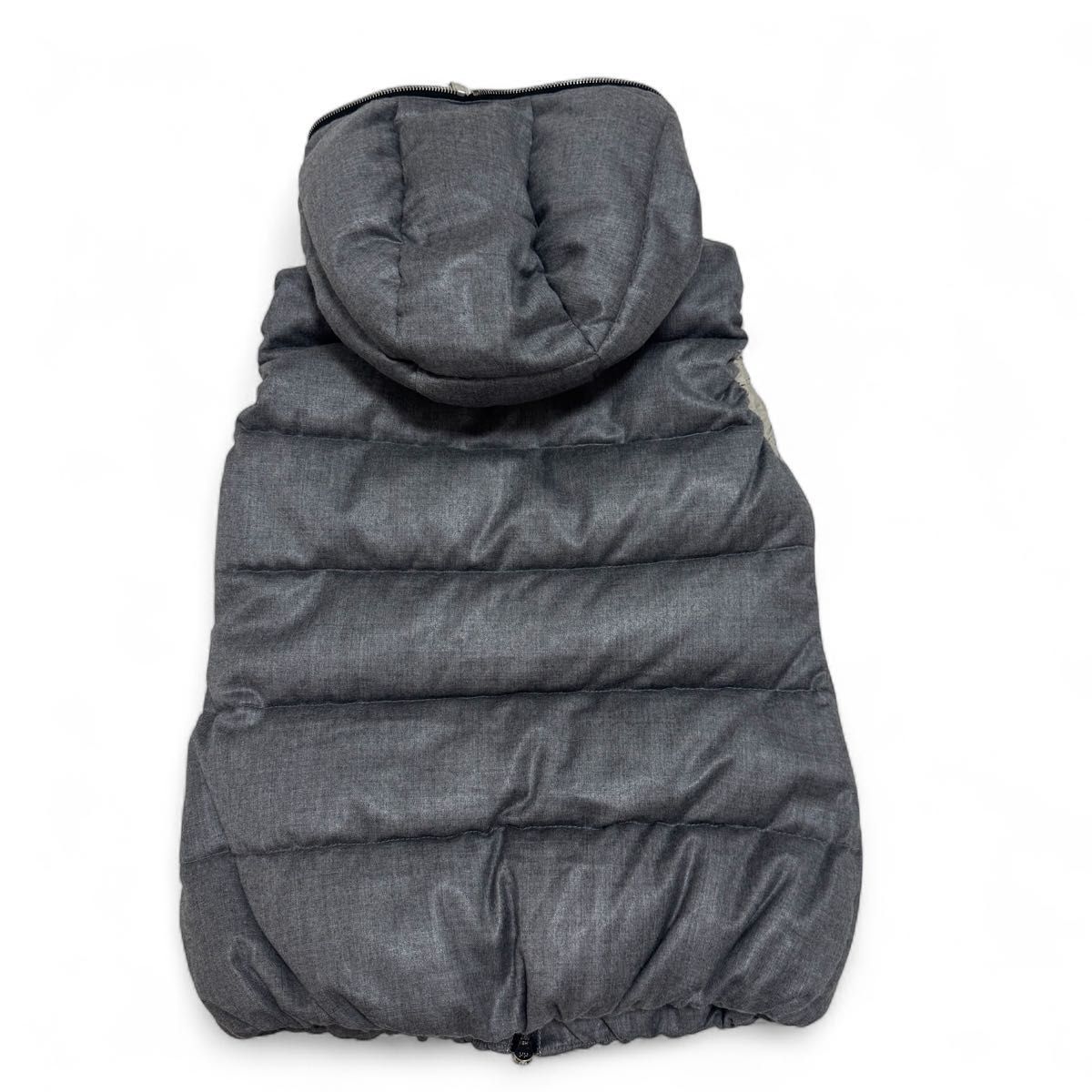 DUVETICA カシミヤ混ダウンベスト38 美品DUVETICA カシミヤ混 ダウンベスト FEBDUE グレー 38 - メルカリ