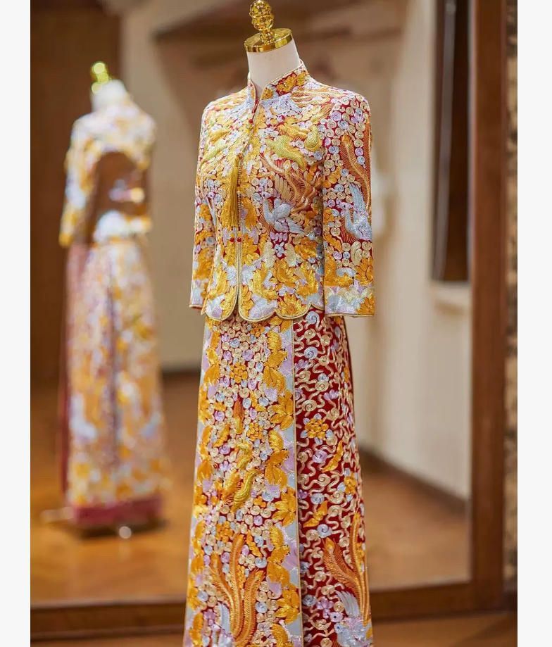 重工袍皇龍鳳袍 新型中国式花嫁の礼服はやせて秀禾服と結婚して酒を敬う服