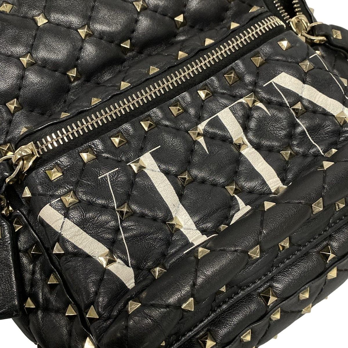 VALENTINOGARAVANI バレンチノガラバーニ