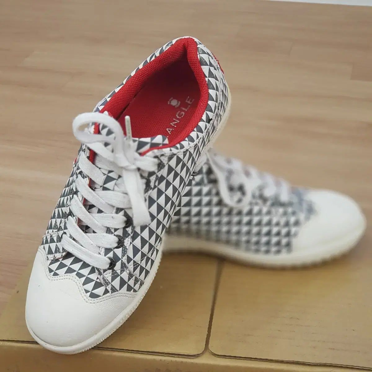 WIDE ANGLE ワイドアングル W.ANGLE ワイドアングル スニーカー スニーカー スポーツ 白/レッド 235