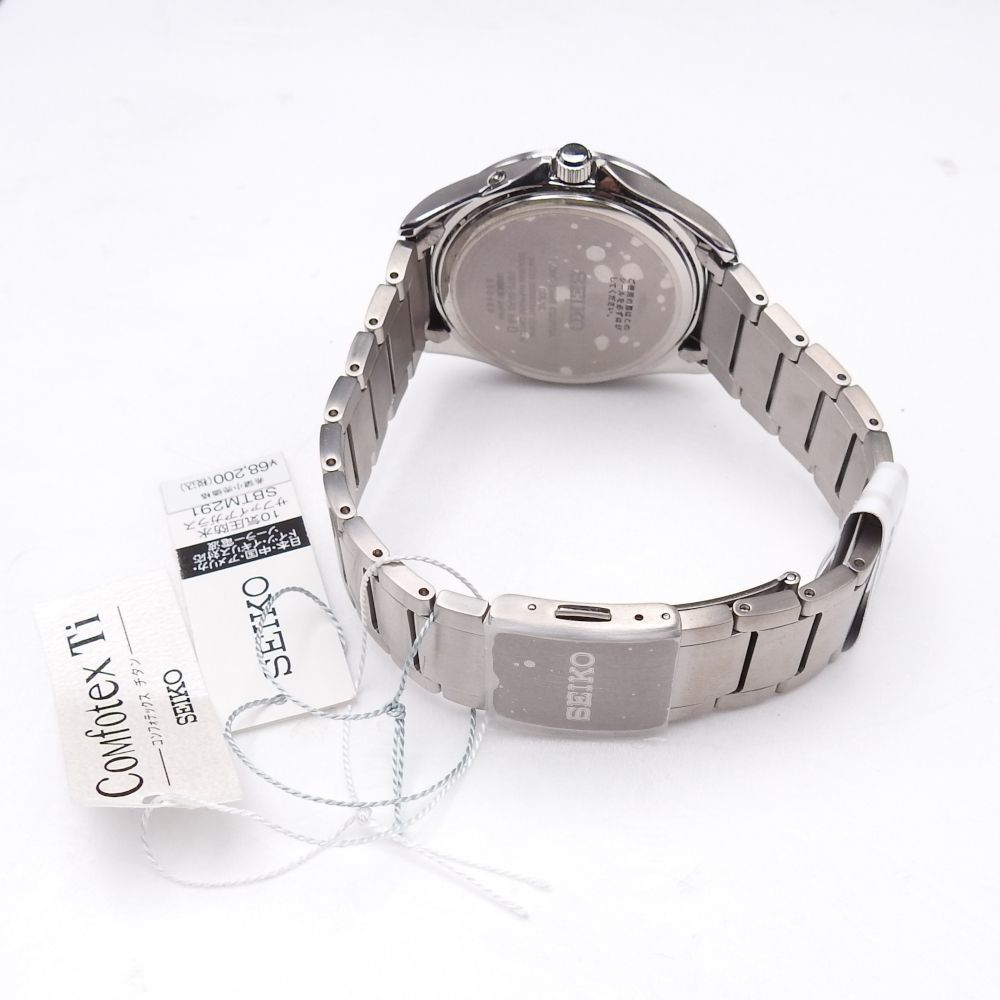 291 ソーラー電波腕時計