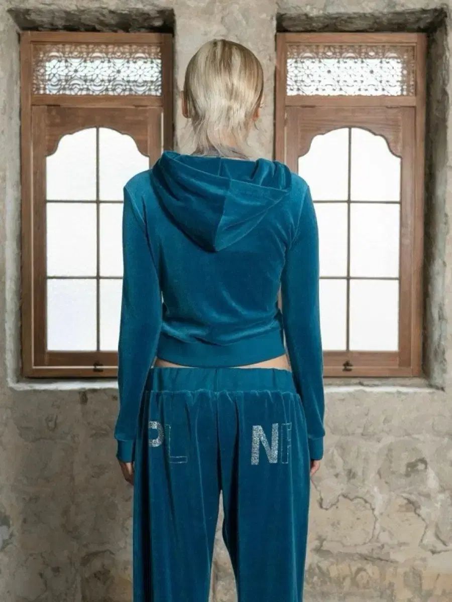 新 プリーズノーフォロー ベロア セットアップ ツアーベルベット プリーズノーフォロー MAAHADDERANG_COM