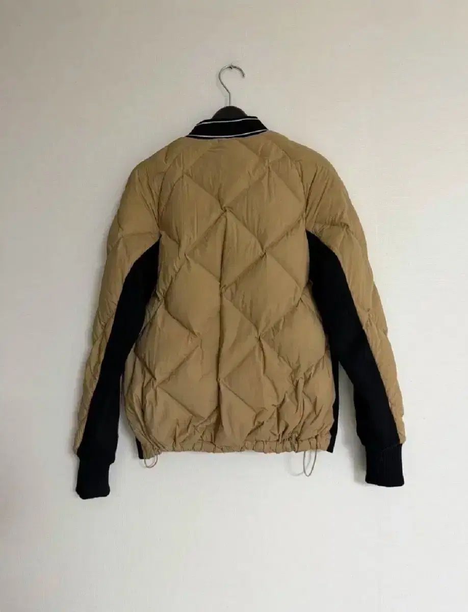 タイトリスト ブラウン ダイヤ キルティング グース アウター