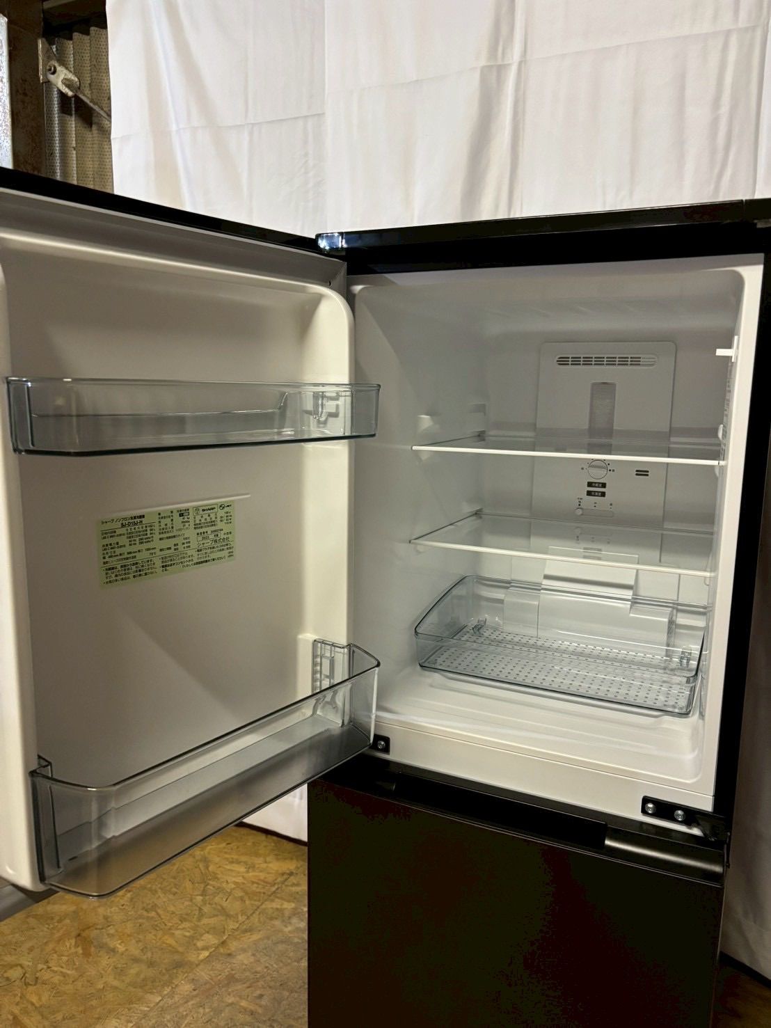 SHARP 2ドア冷蔵庫 SJ-D15J-H 2023年製 152L 両開き - メルカリ