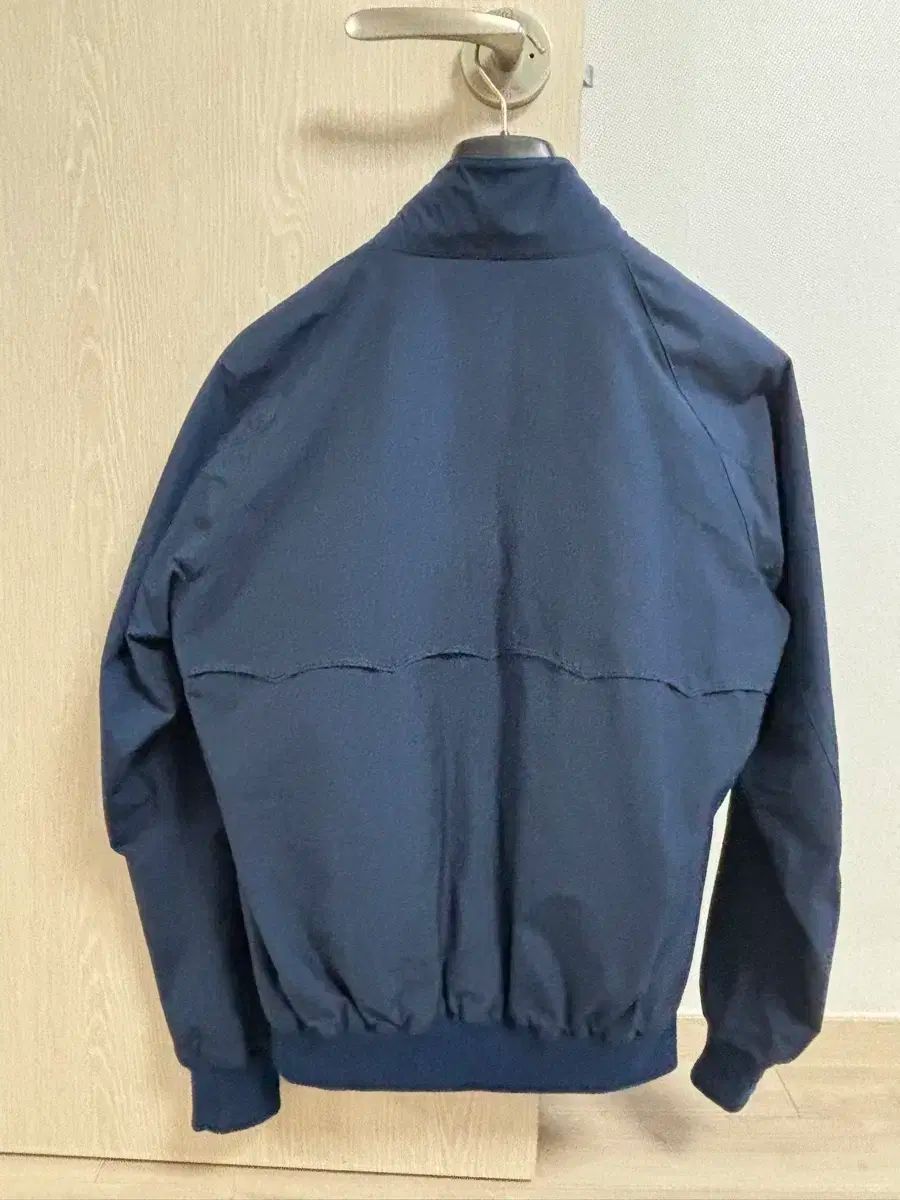 バラクータG9 ネイビー 40 未使用 BARACUTA バラクータ フード付きG9 ブルゾン 40 ネイビー