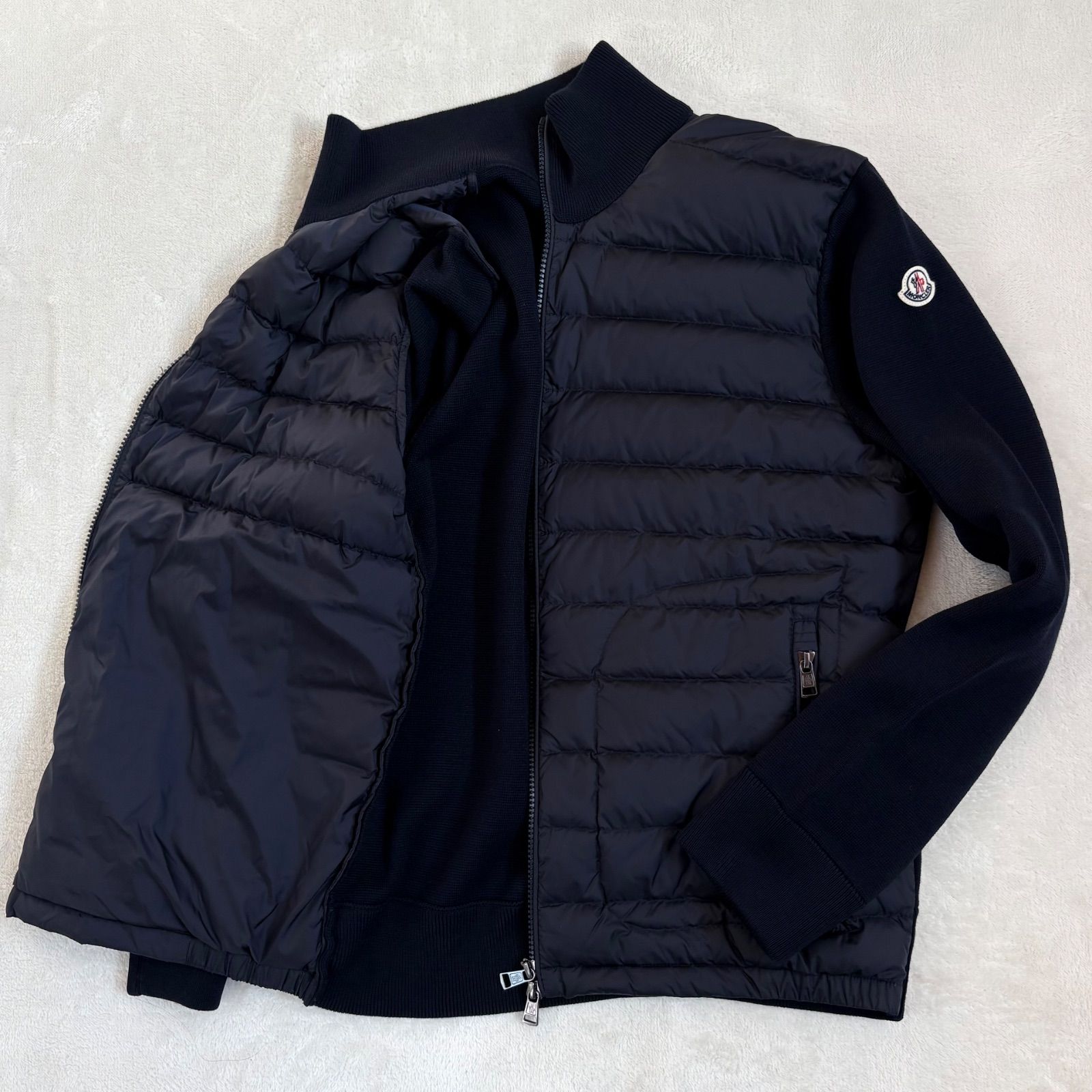 美品 正規品 MONCLER ハイブリッドダウンニット モンクレール 美品 正規品 MONCLER ハイブリッドダウンニット モンクレール