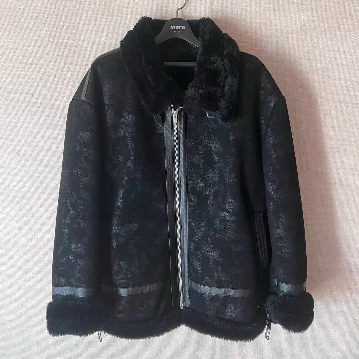 げO M zplish ジップリッシュ ラムシェアリング ムートン ブラック