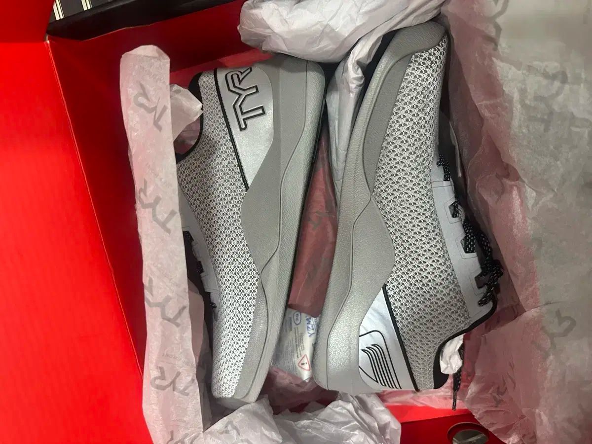 TYR cxt 2 シルバー 250 mm M 7