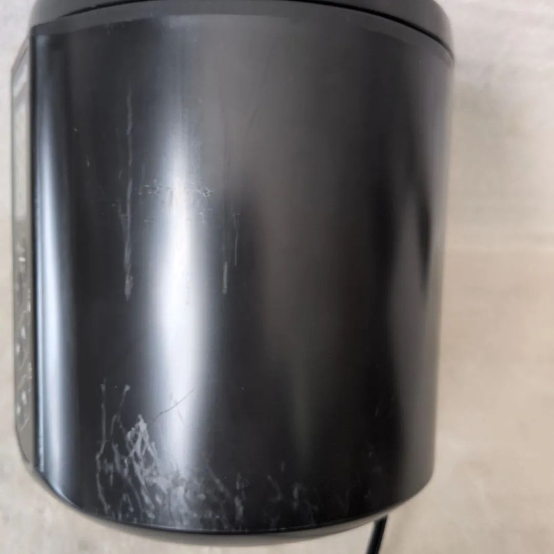 ブラック ガラス容器