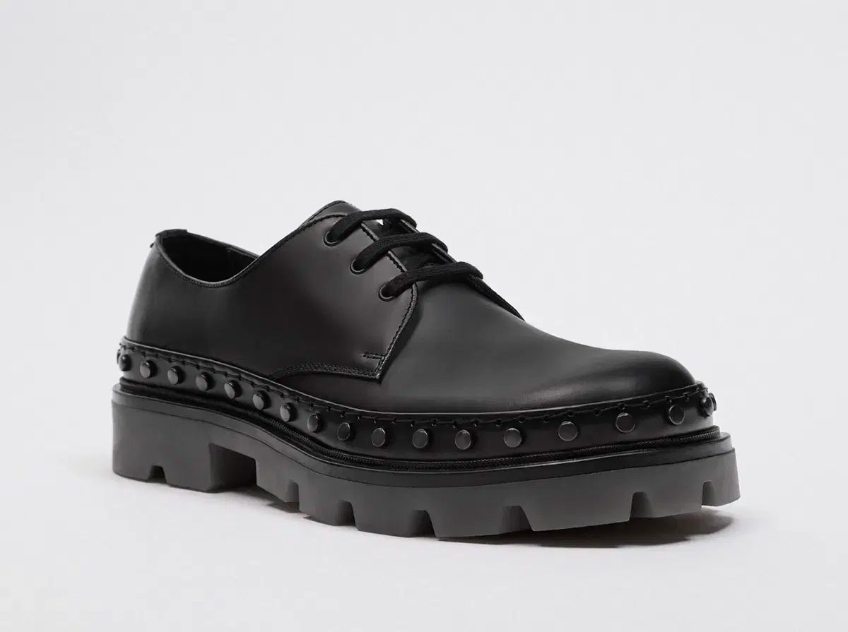 げO 270 ZARA ザラ スタッズ ダービーシューズ リミテッドエディション