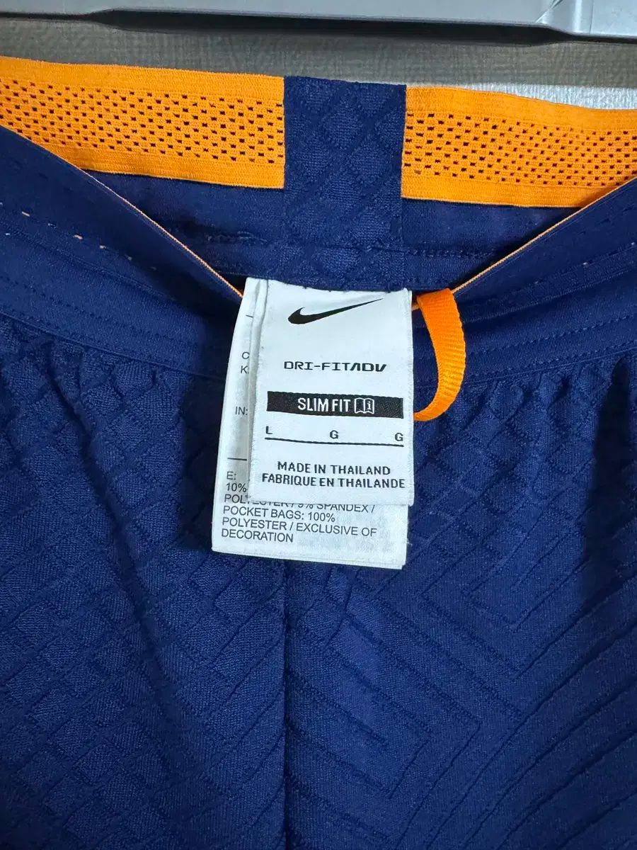 ズボン ネイビー