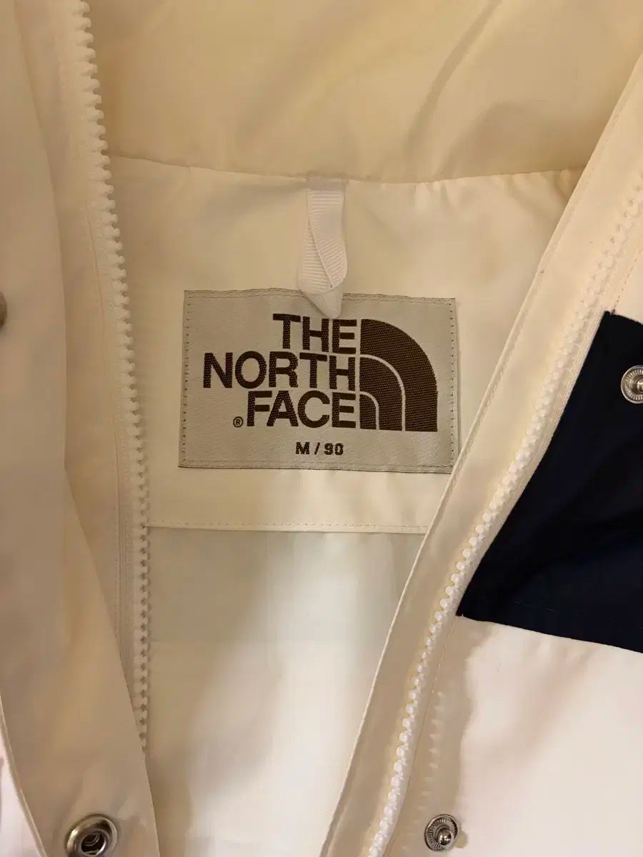 レディース THE NORTH FACE ザノースフェイス 白 ラベル ウィンドブレーカー M サイズ GULLKHAN_COM