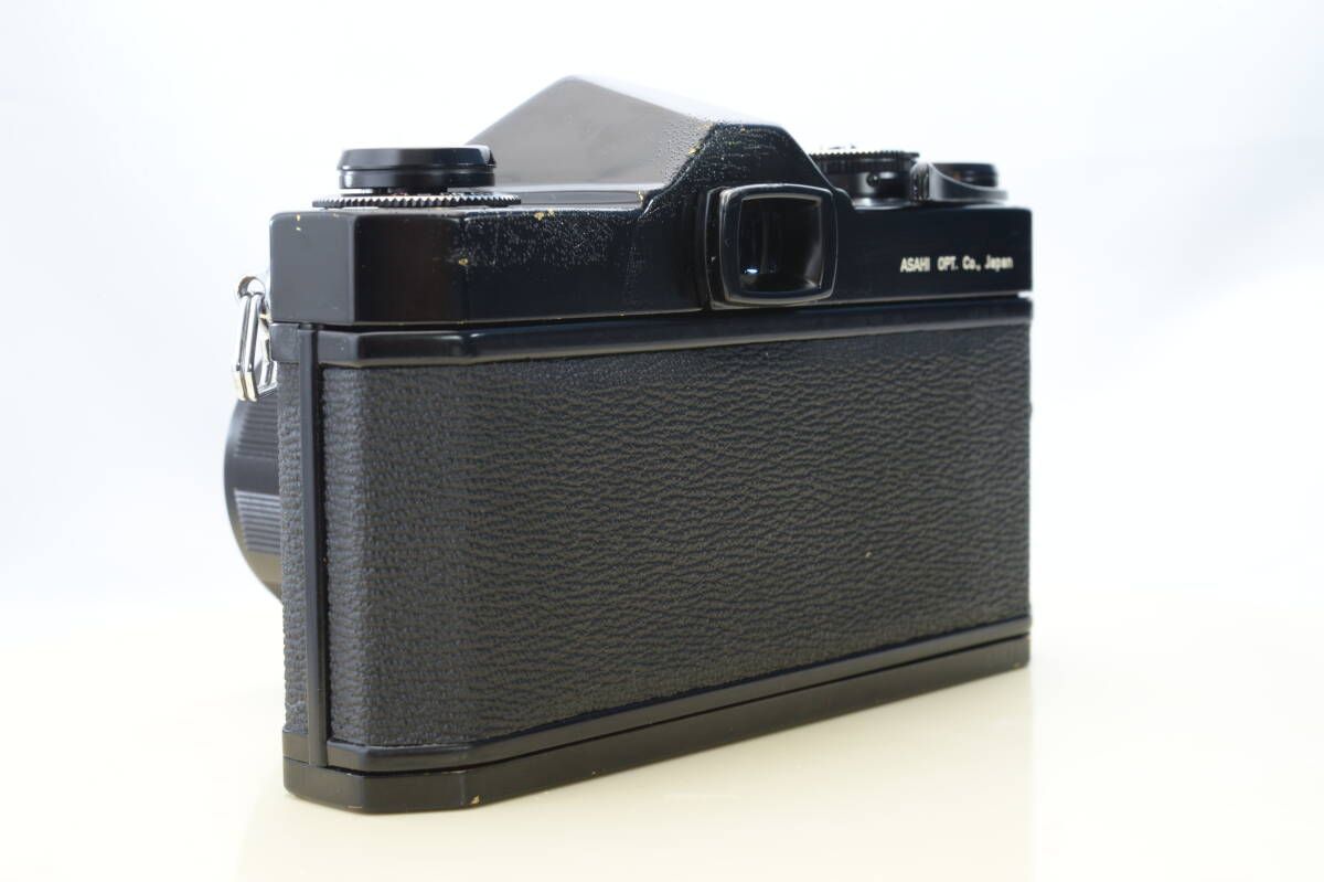 品 ASAHI Pentax SP ブラック Super Takumar 55 mm f 1 8 フィルムカメラ 露出計O K モルト交換済み 5240