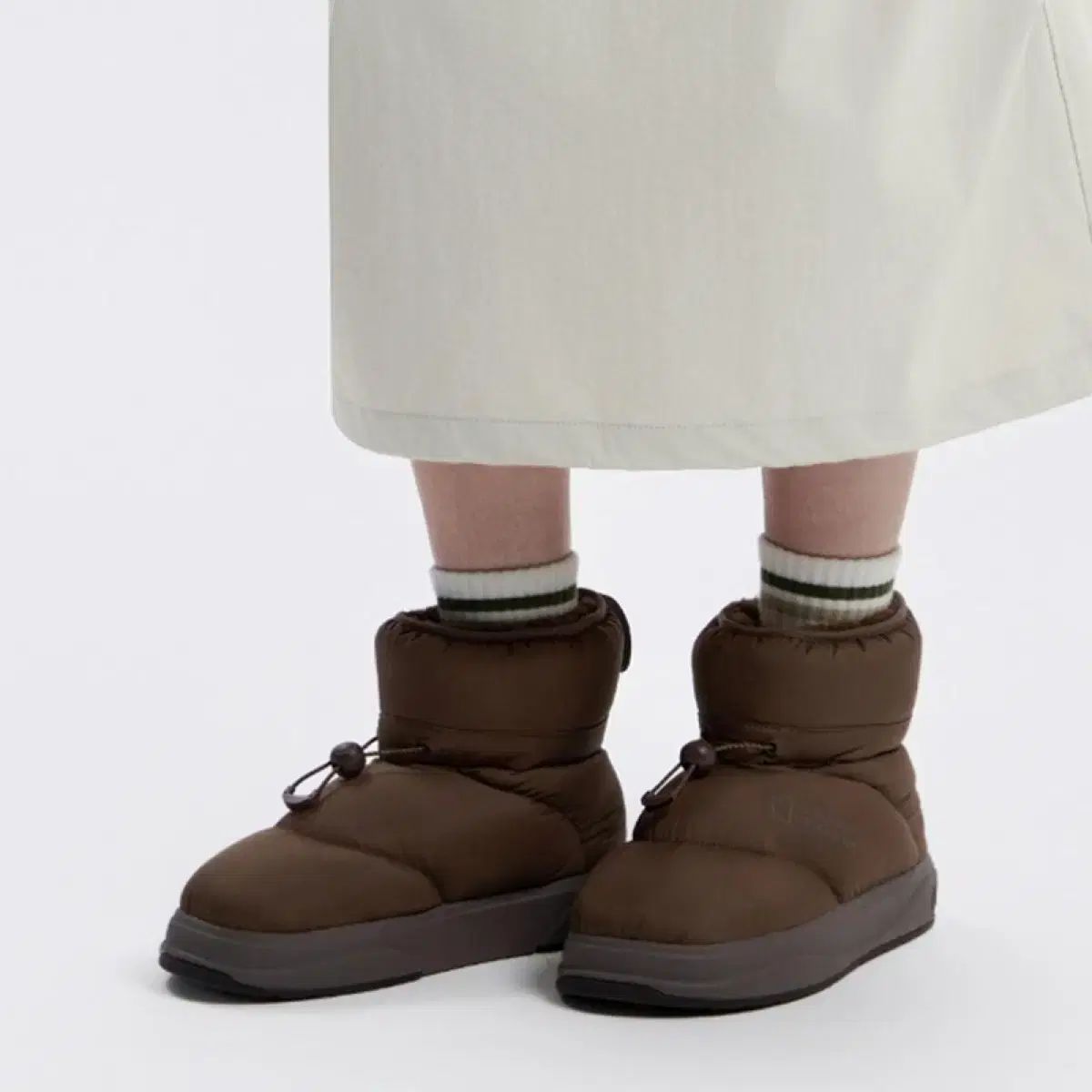  ナショナルジオグラフィック フラッフィー ブーツ V 2 ブラウン 235 その他 ブーツ