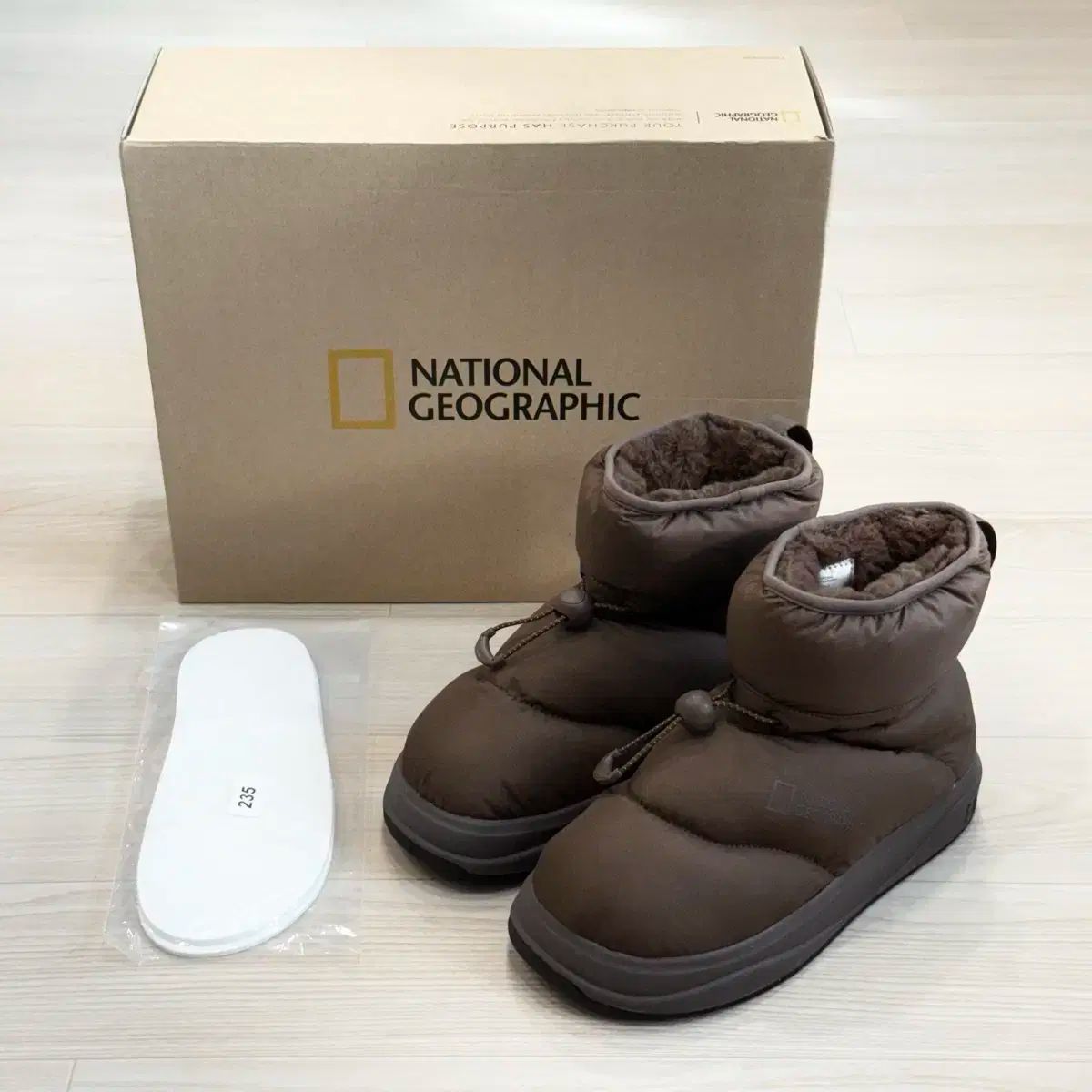 ナショナルジオグラフィック フラッフィー ブーツ V 2 ブラウン 235