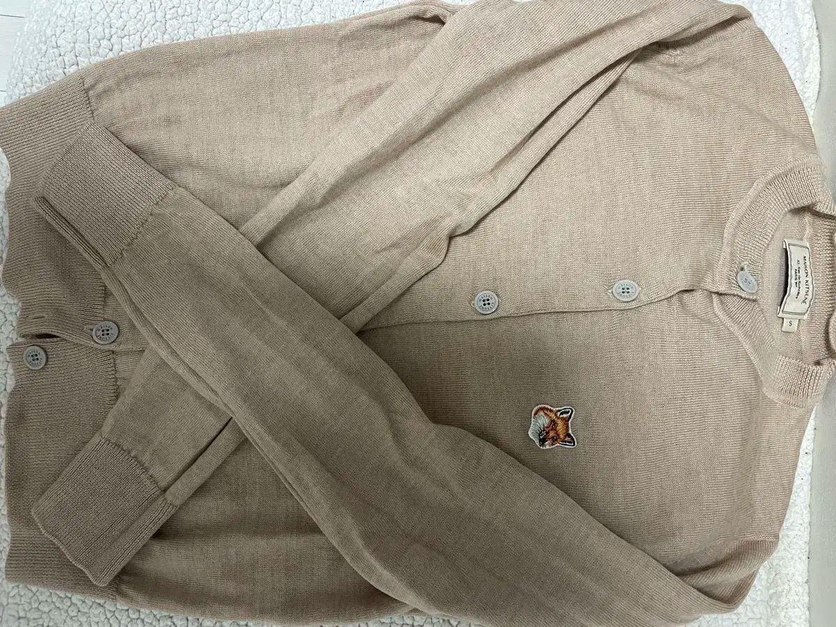 メゾンキツネ カーディガン ベージュ S