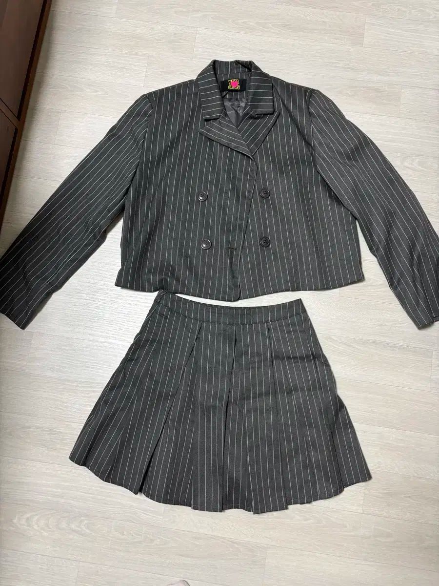 ストライプ レディース ジャケット キュロット セットアップ