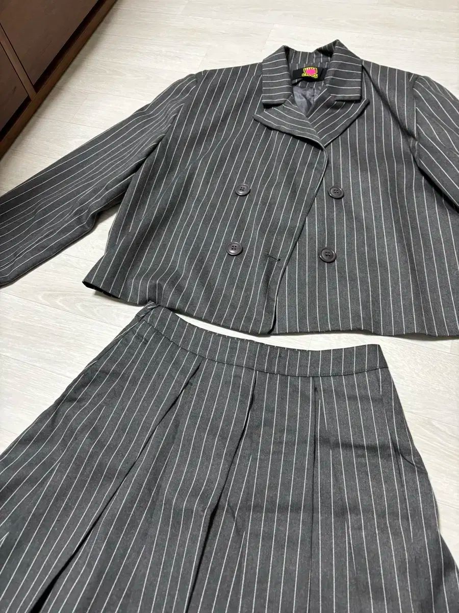 ストライプ レディース