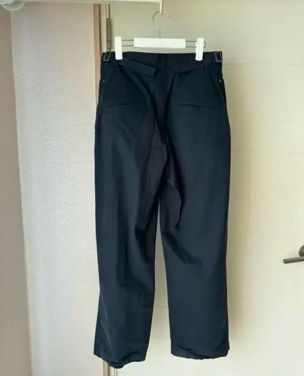 ゴーラク ファー パグ ミール パンツ ブラック 2