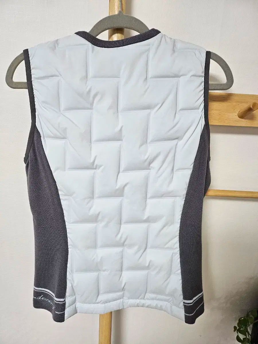 DESCENTE ゴルフ レディース ダウン キルティング ベスト ダウン S