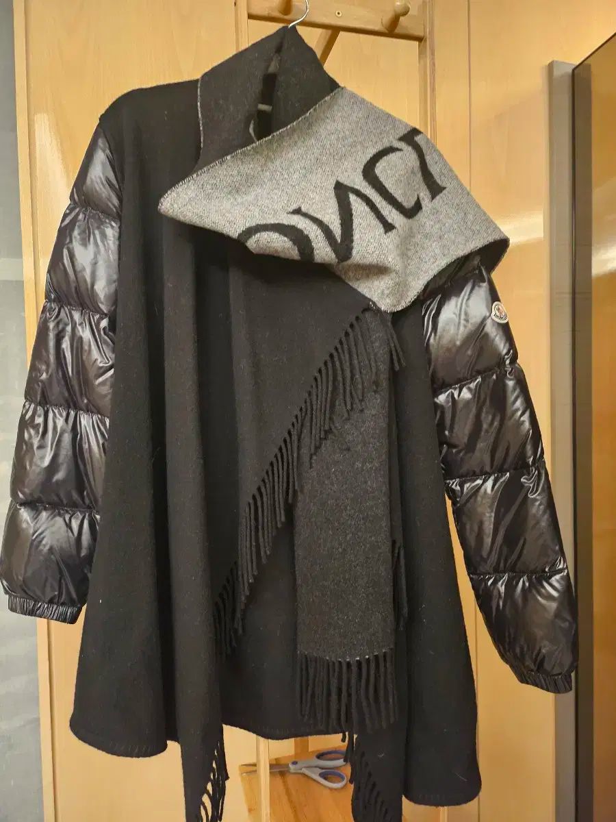 モンクレール マフラーダウン 55 66サイズ GULLKHAN_COM