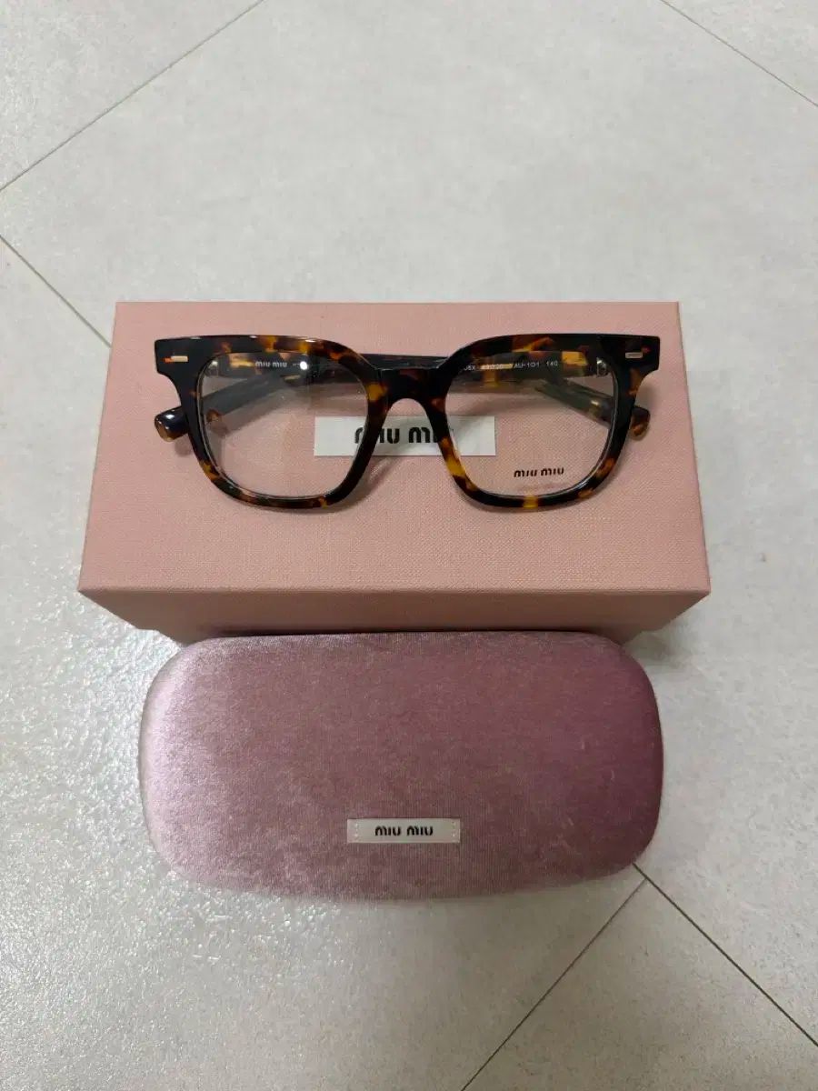 MIU MIU ミュウミュウ ロゴ Starship Square スタシ ハバナ メガネ 49