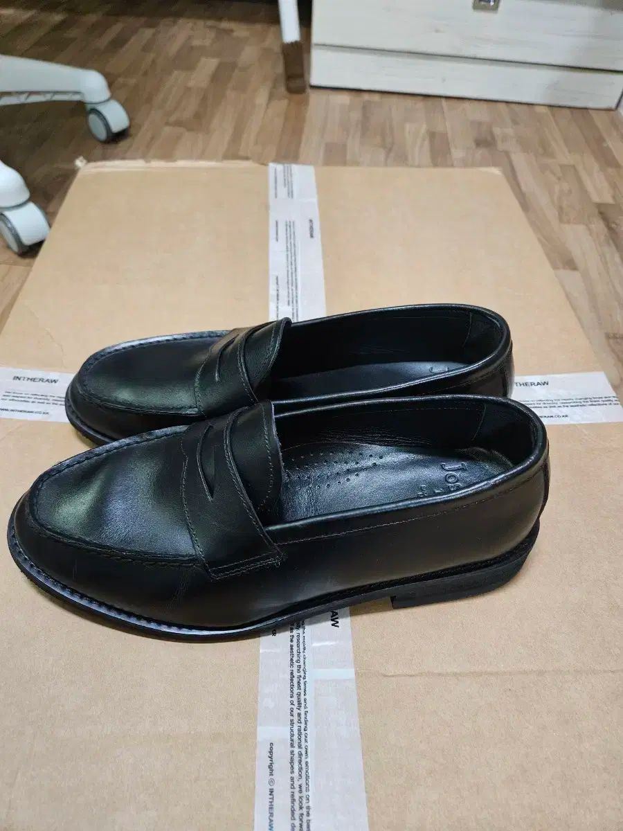 Josephat ラルフブラック ローファー 260