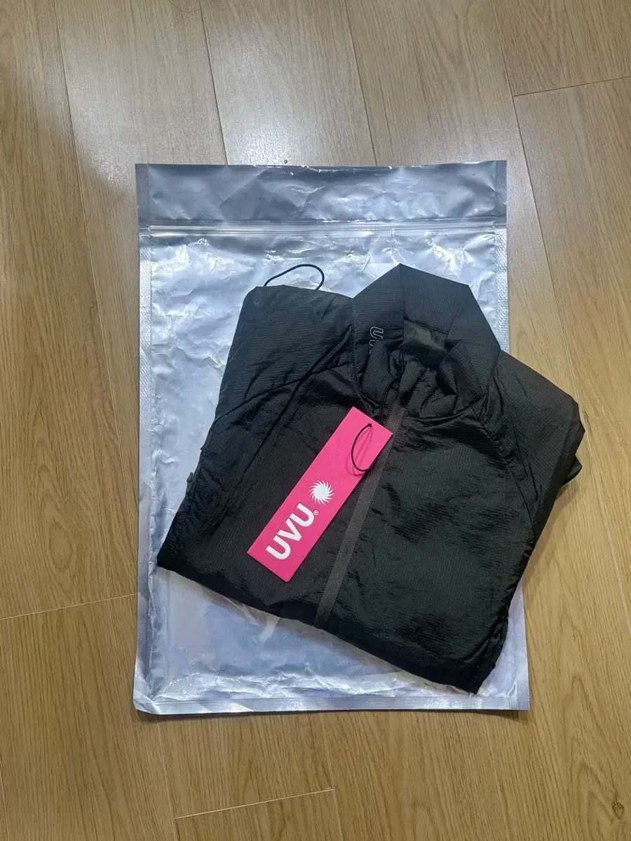 UVU WIND JACKET ウィンドブレーカー