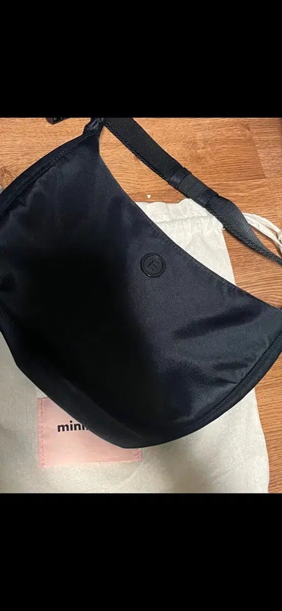 MINITMUTE クロウェスト オールブラック