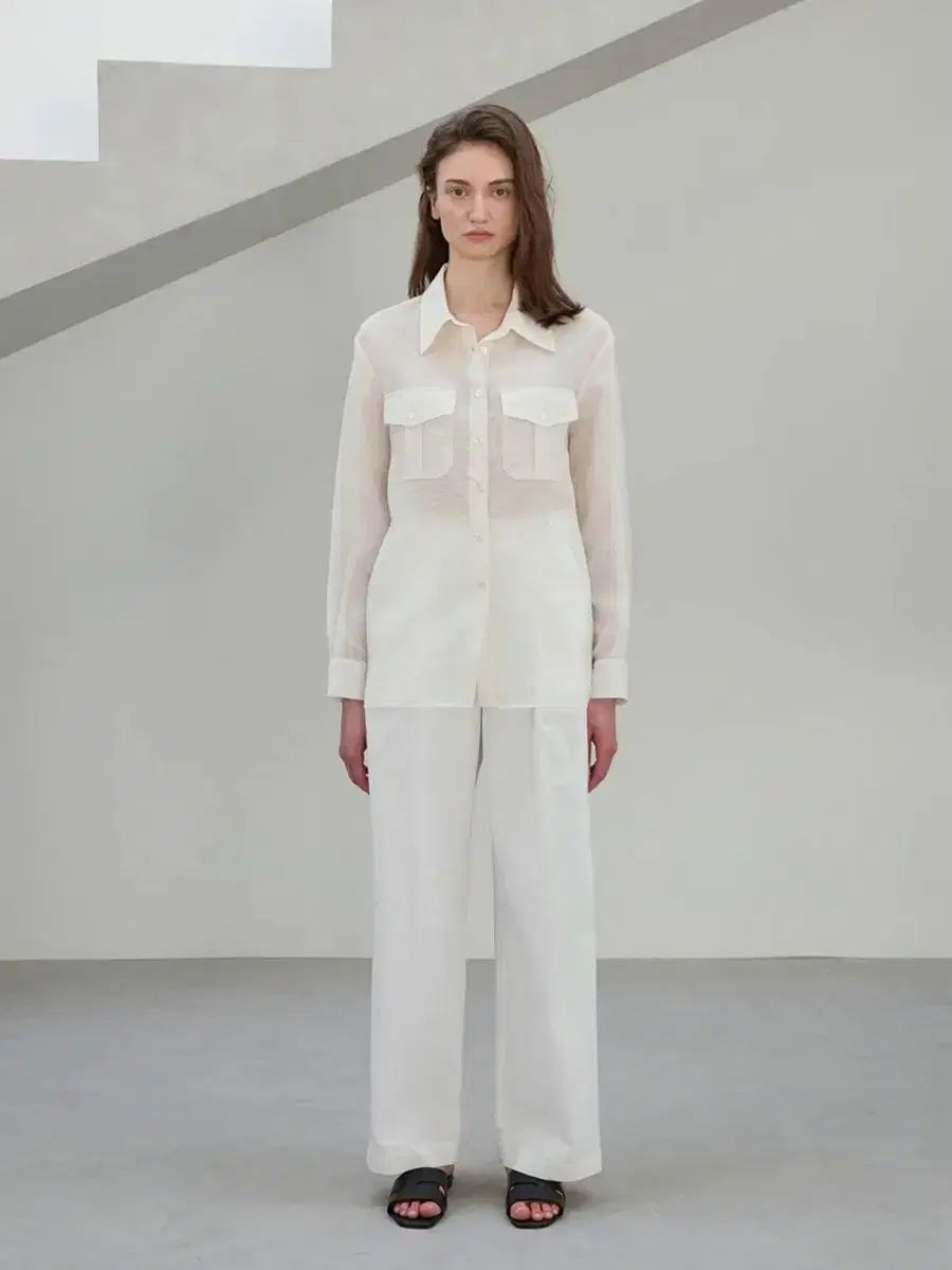  チェー ポケット シアー シャツ クリーム 長袖 シャツ ブラウス