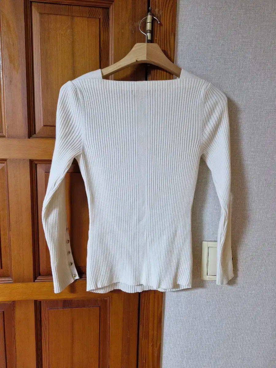 レディース MISSHA ゴールドボタン リブニット 91