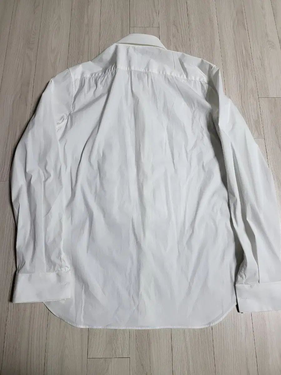 ボッテガ ヴェネタ パデッド 白 シャツ 105
