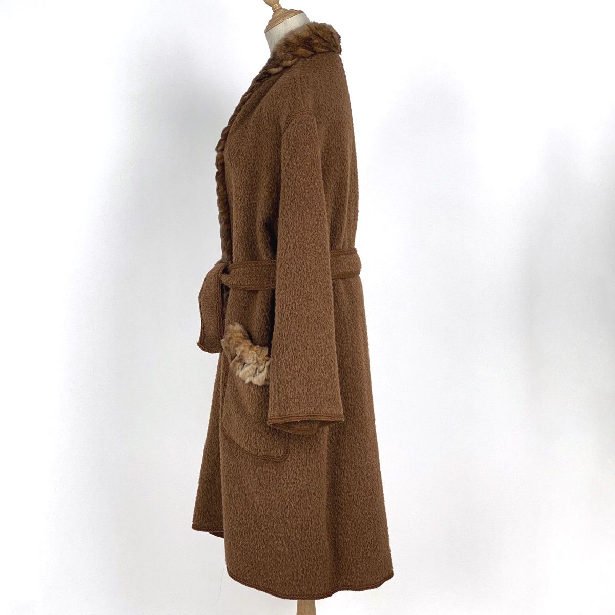 美品✨フェンディ　シルク　ロングコート　内側　ファー　ブラウン　L相当 美品✨フェンディ シルク ロングコート 内側 ファー ブラウン L相当