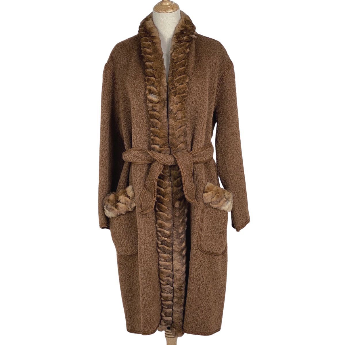 美品✨フェンディ　シルク　ロングコート　内側　ファー　ブラウン　L相当 フェンディ FENDI ファー付き ロング コート ノーカラー アウター