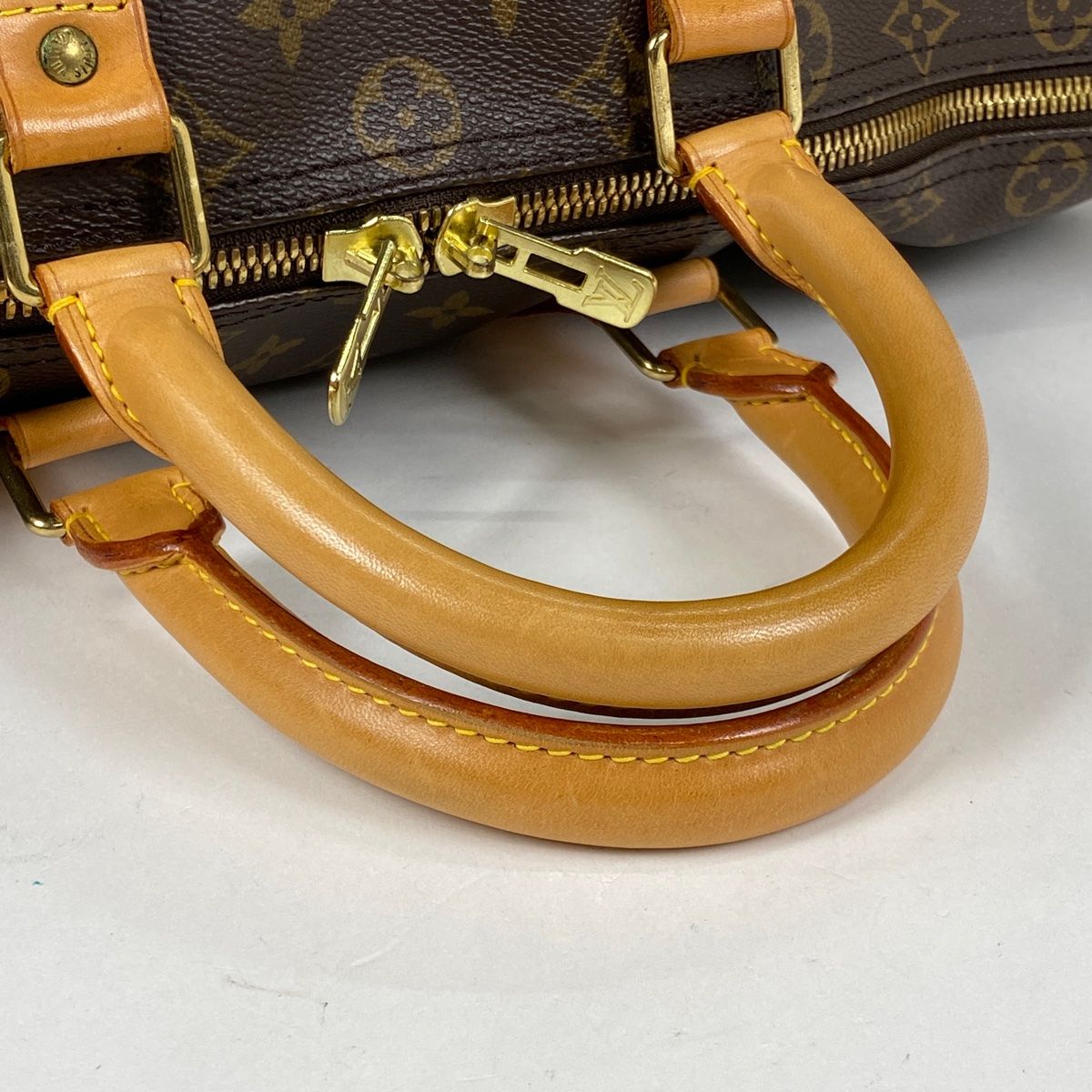 ボストンバッグ