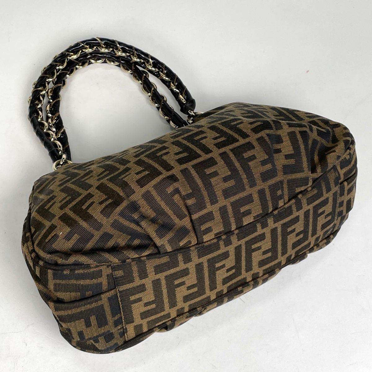 FENDI ミア チェーン ハンドバッグ ブラウン フェンディ FENDI ズッカ柄 ミア チェーン ハンドバッグ 肩掛け