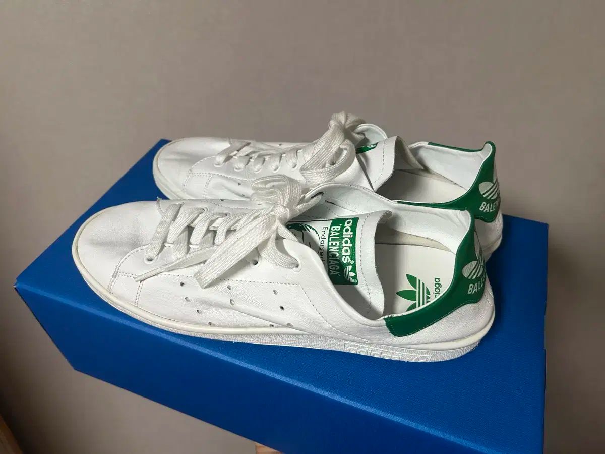 43 バレンシアガ スタンスミス 43