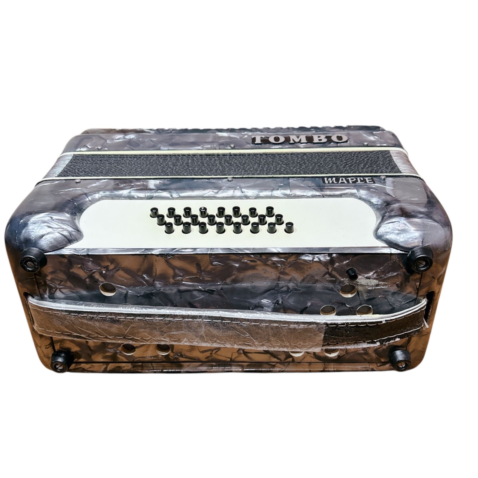 希少 TONBO アコーディオン T-24B ハードケース付き 希少 TONBO アコーディオン T-24B ハードケース付き トンボ