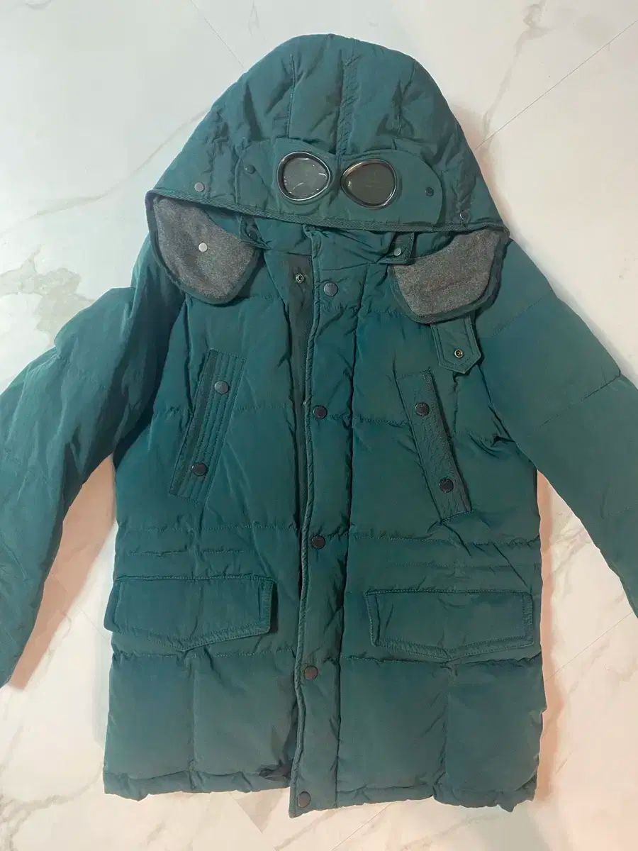 C.P. COMPANY シーピーカンパニー ゴーグル ダウン