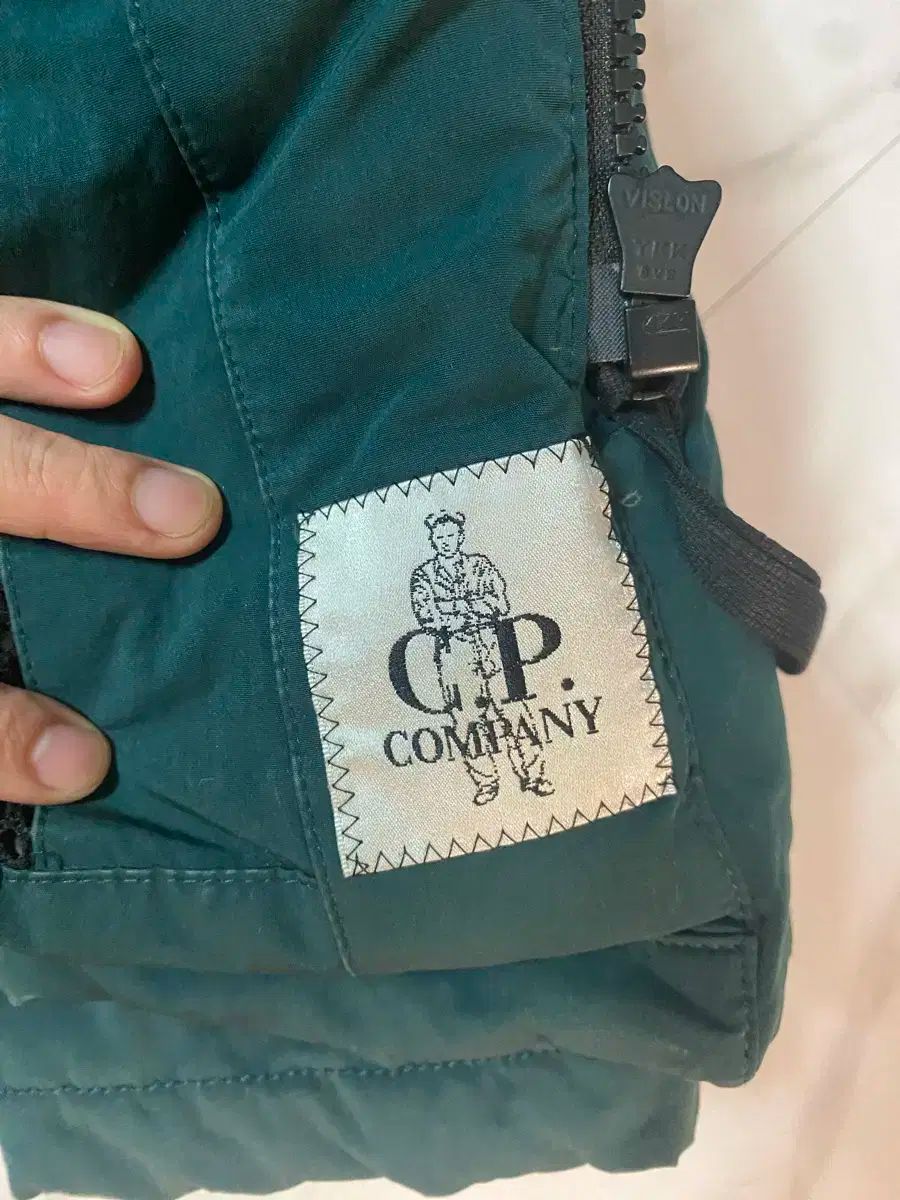 C.P.COMPANY シーピーカンパニー　リュック　バックパック　ブラック　黒 C.P. COMPANY シーピーカンパニー ゴーグル ダウン