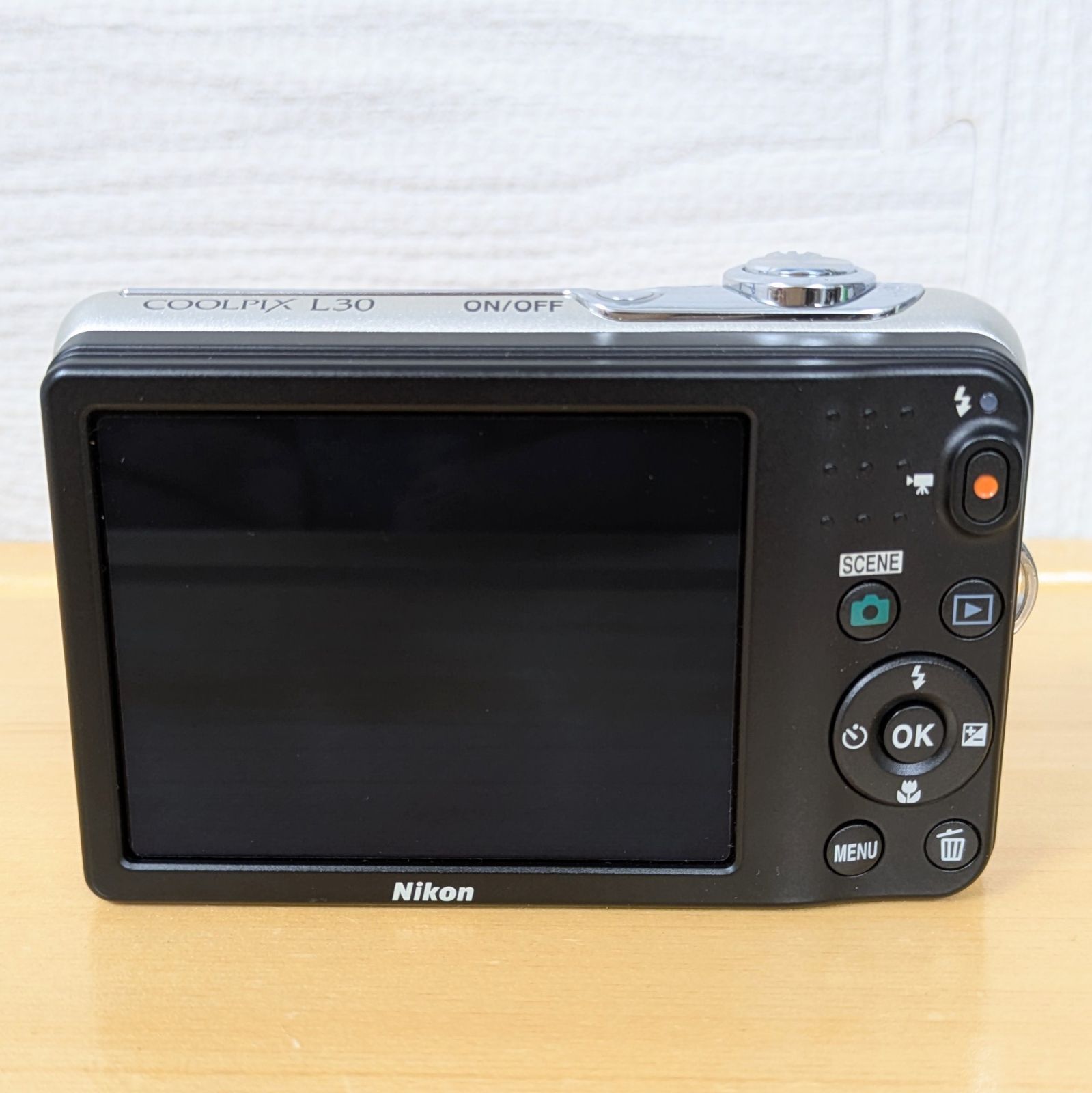 ニコン Nikon クールピクス COOLPIX L30 乾電池式 デジタルカメラ