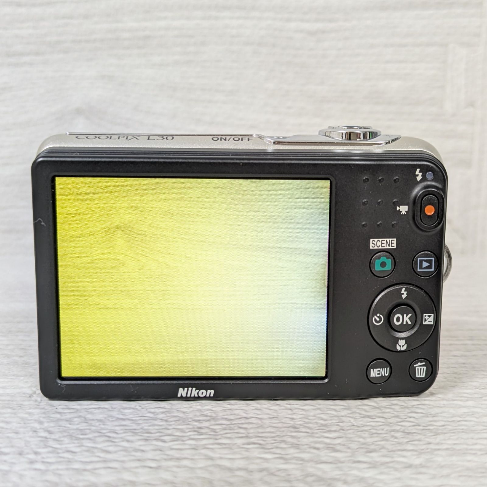 ニコン Nikon クールピクス COOLPIX L30 乾電池式 デジタルカメラ