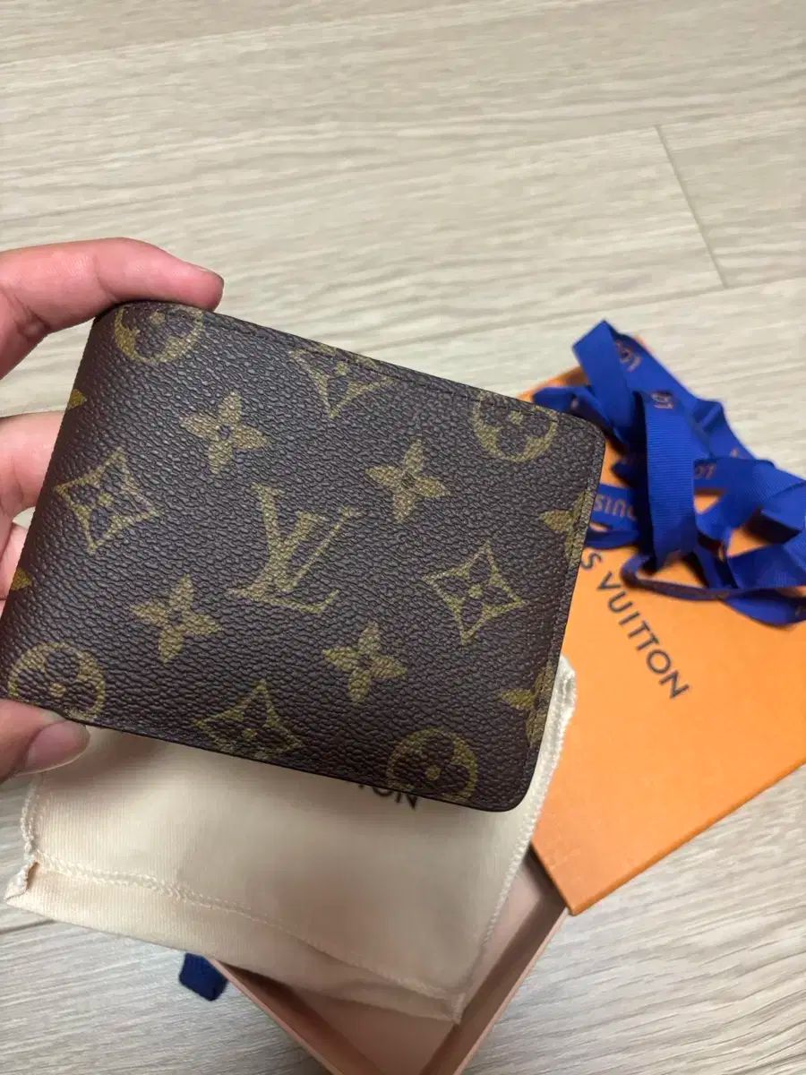 OS Louis Vuitton ルイヴィトン ミュルティプルウォレット モノグラム 二つ折り財布 ほぼ