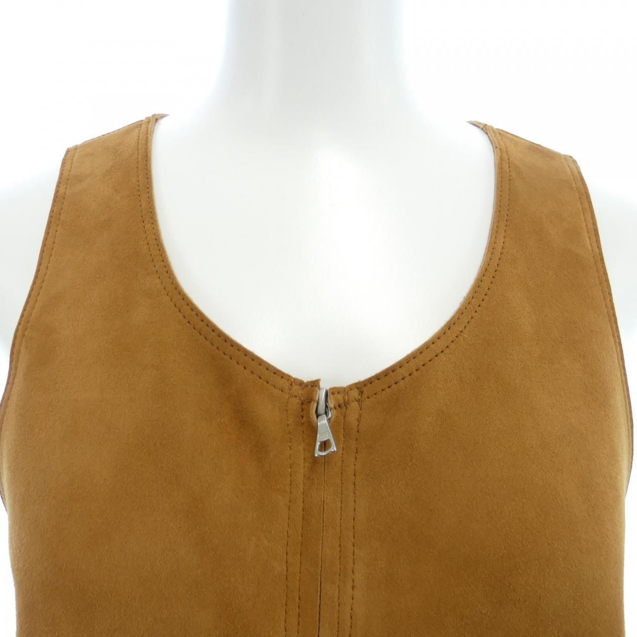 オーラリー AURALEE