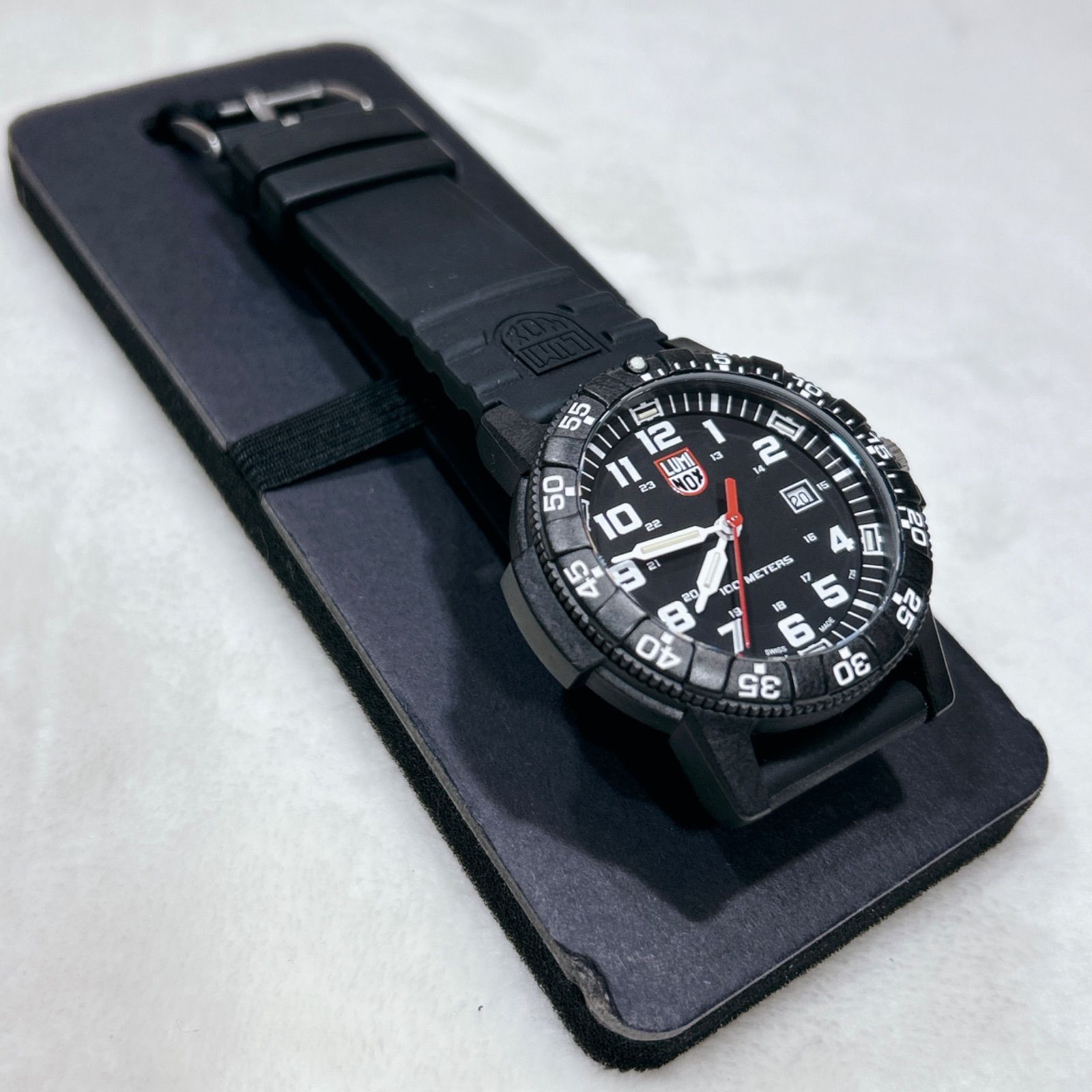 LUMINOX ルミノックス 0320 1 GBq 防水 腕時計