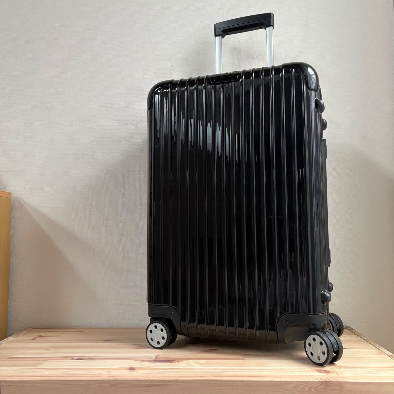 RIMOWA SALSA DELUXE 58L BLACK CABIN キャリーケース